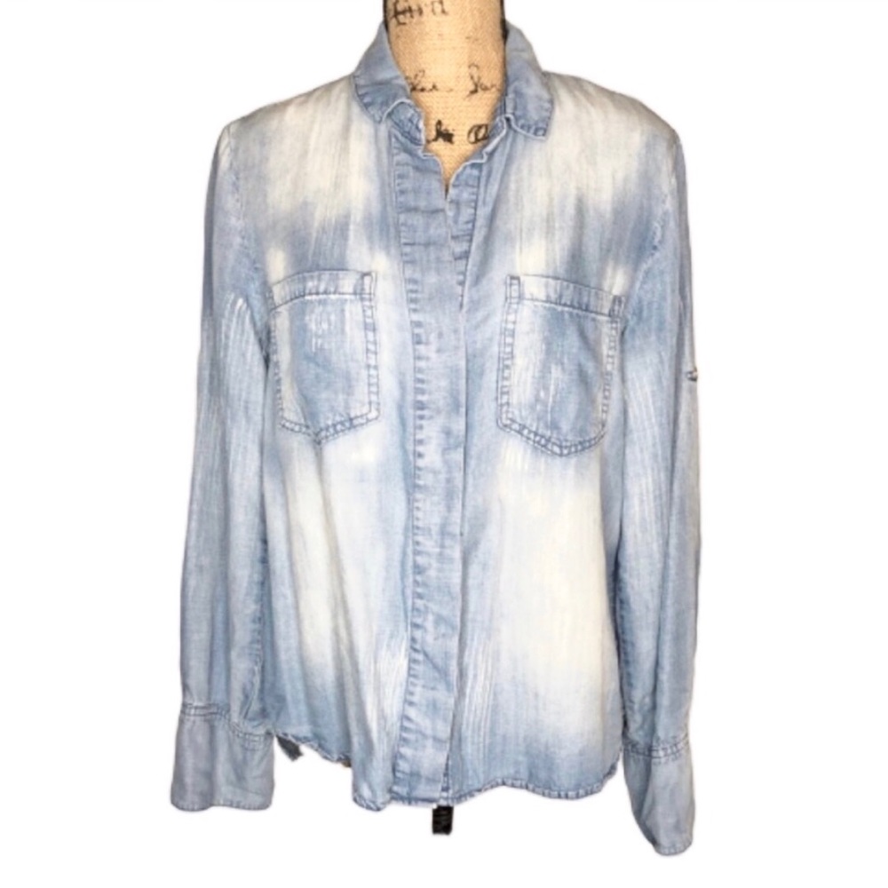 Anthropologie Cloth & Stone split back denim top
